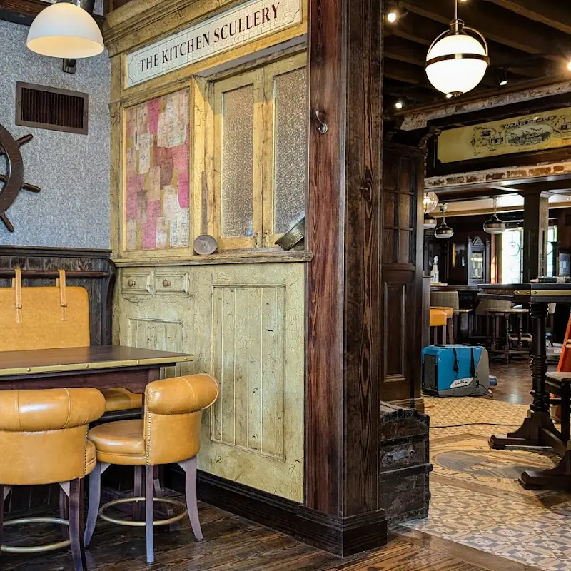 Wexford, Savannah's Irish Pub