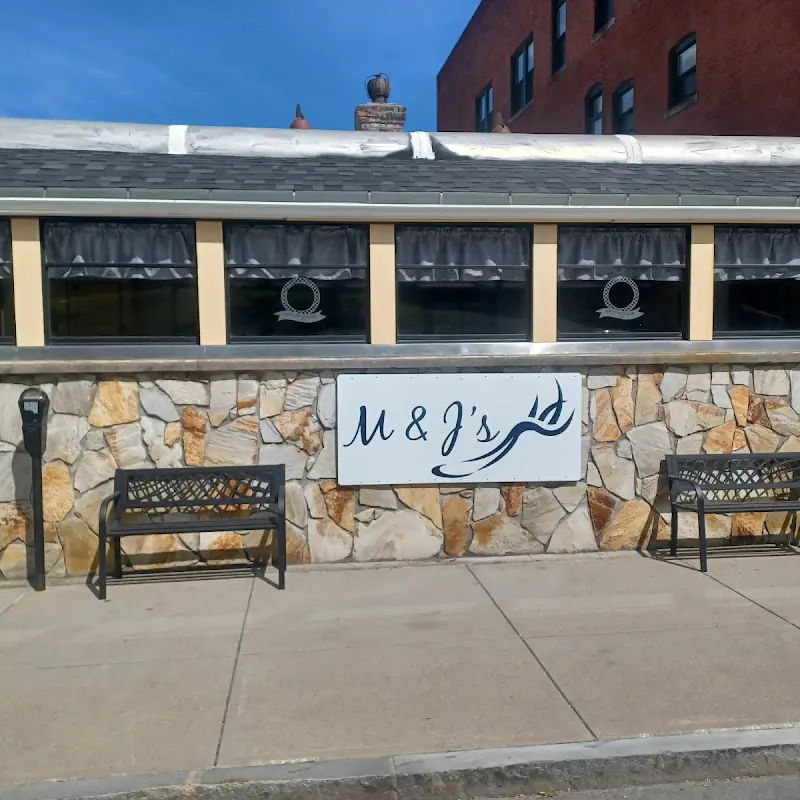 M & J's Taste of Home Diner