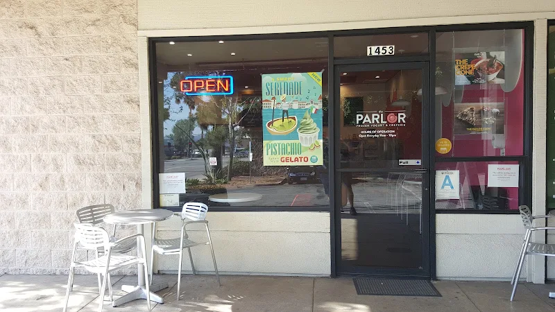 The Parlor Frozen Yogurt & Creperie