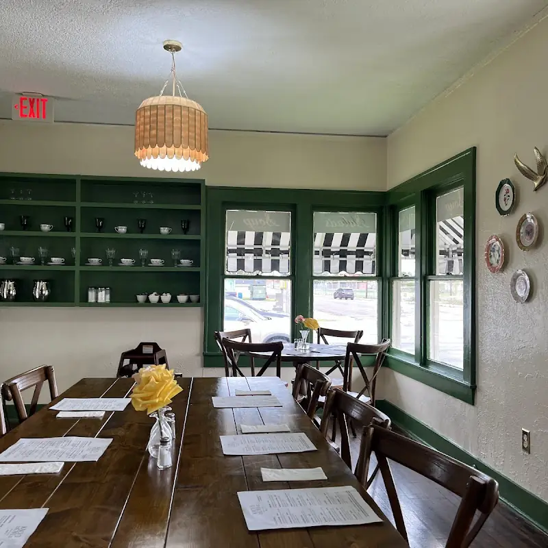 Kacy's Cafe
