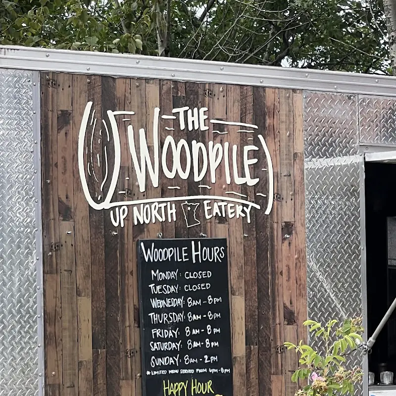 The Woodpile Up North Eatery and Mini Golf