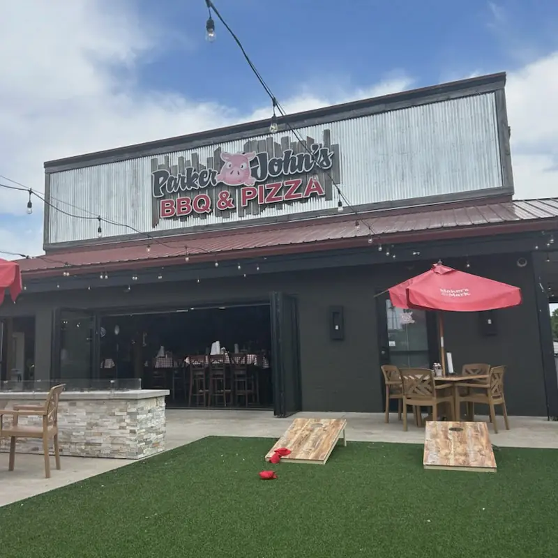 Parker John's BBQ & Pizza, Oshkosh