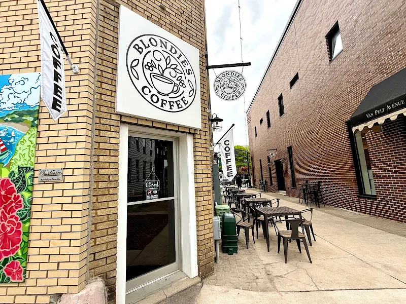 Blondies Coffee