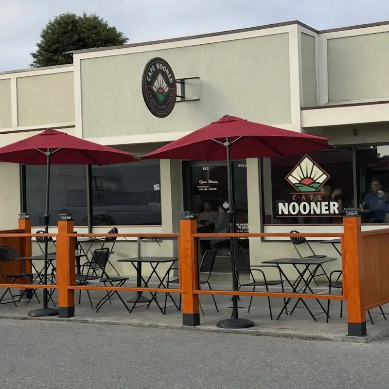 Cafe Nooner