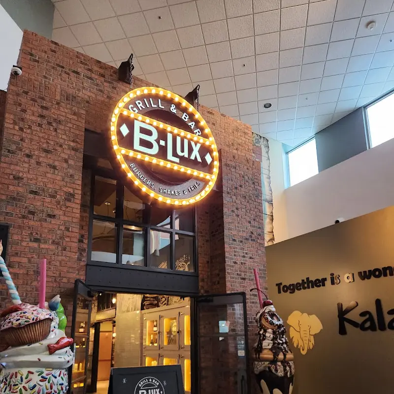 B-LUX Grill & Bar