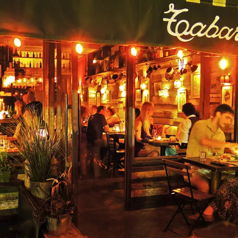 Tabare Williamsburg