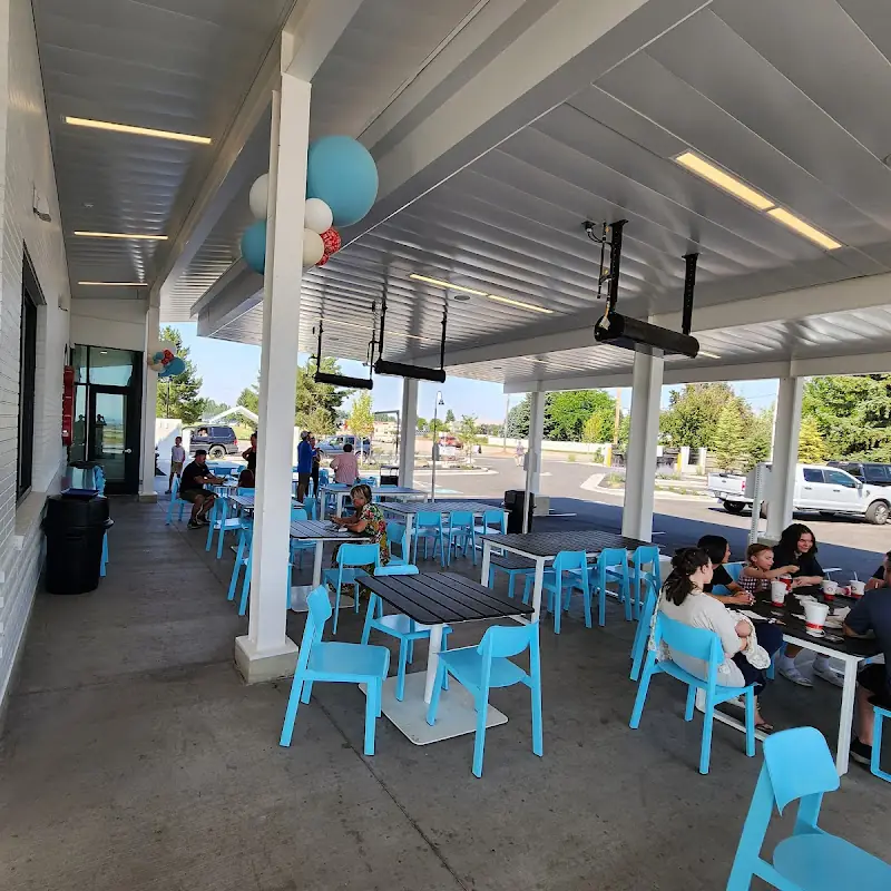 Preston's Finest BURGERS & SHAKES