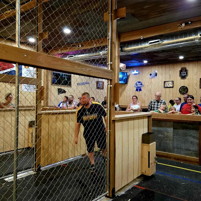 Hart's Hooterhaus