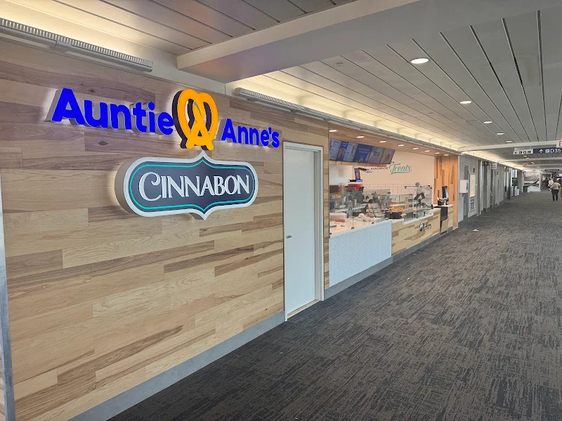 Cinnabon