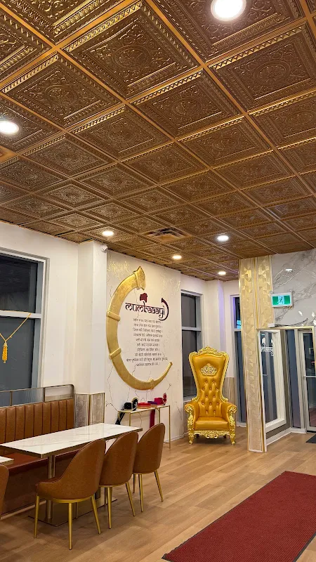 Mumbaaayi | Pure Veg Indian Restaurant Calgary