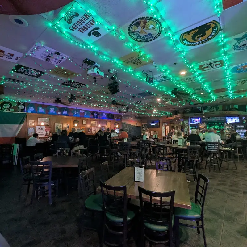 Mickey's Irish Pub Waukee
