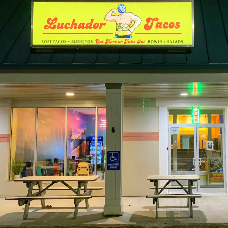 Luchador Tacos