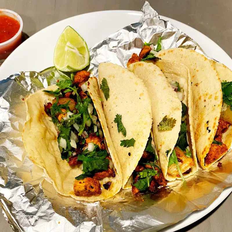 Mama C's Taqueria