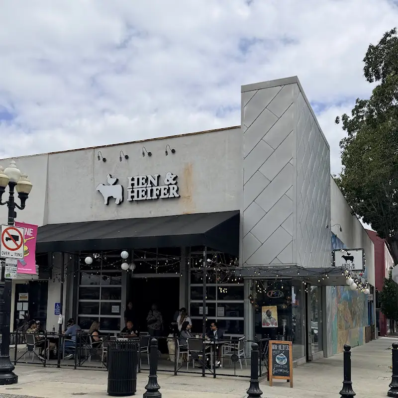 Hen & Heifer Pomona