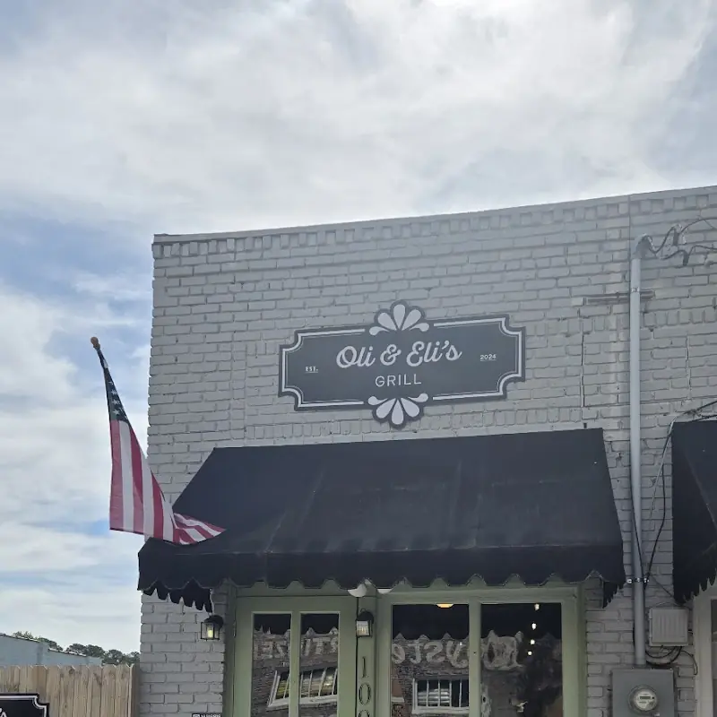Oli & Eli’s Grill