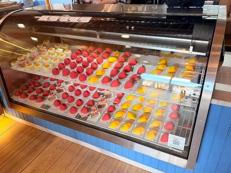 Paris Croisserie Bakery And Cafe