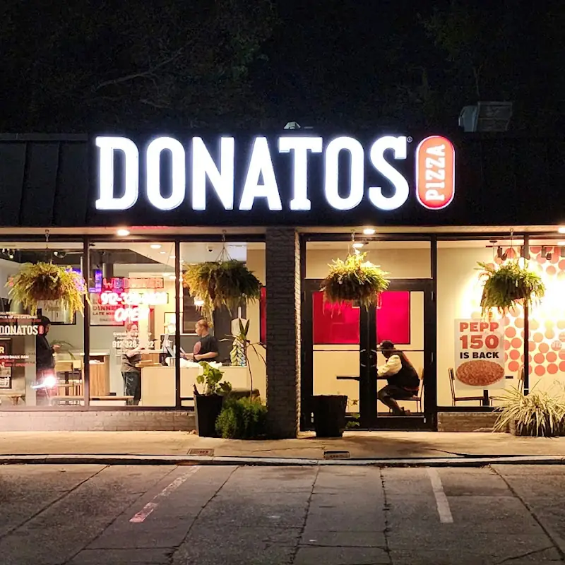 Donatos Pizza
