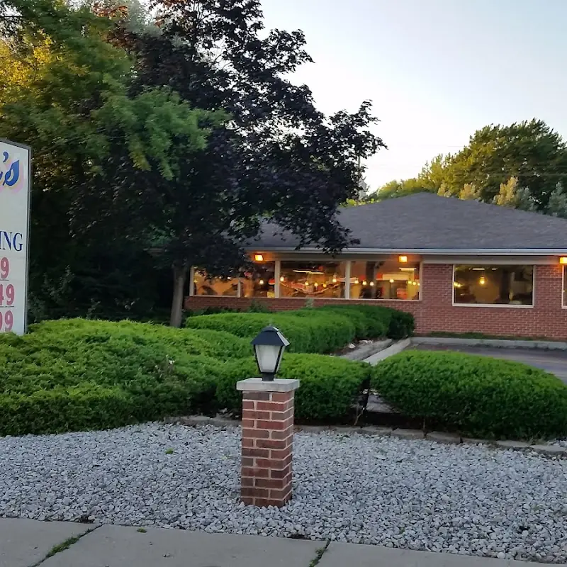 Leon's Family Dining
