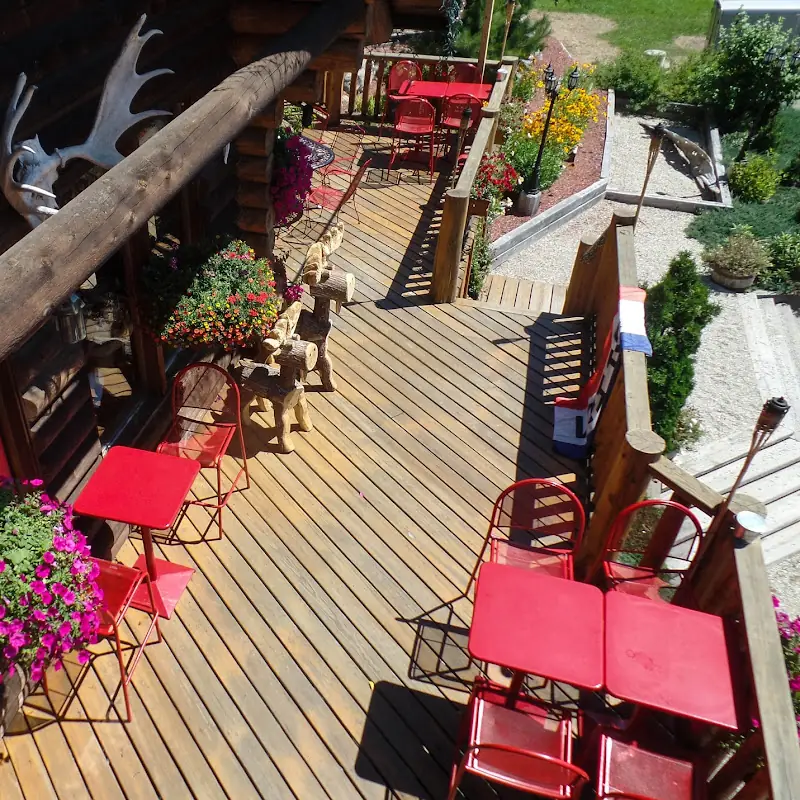 Hawk's Nest Lodge & Restaurant