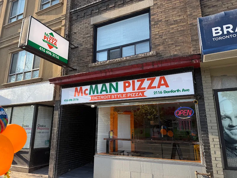 McMan Pizza (Detroit Style Pizza)