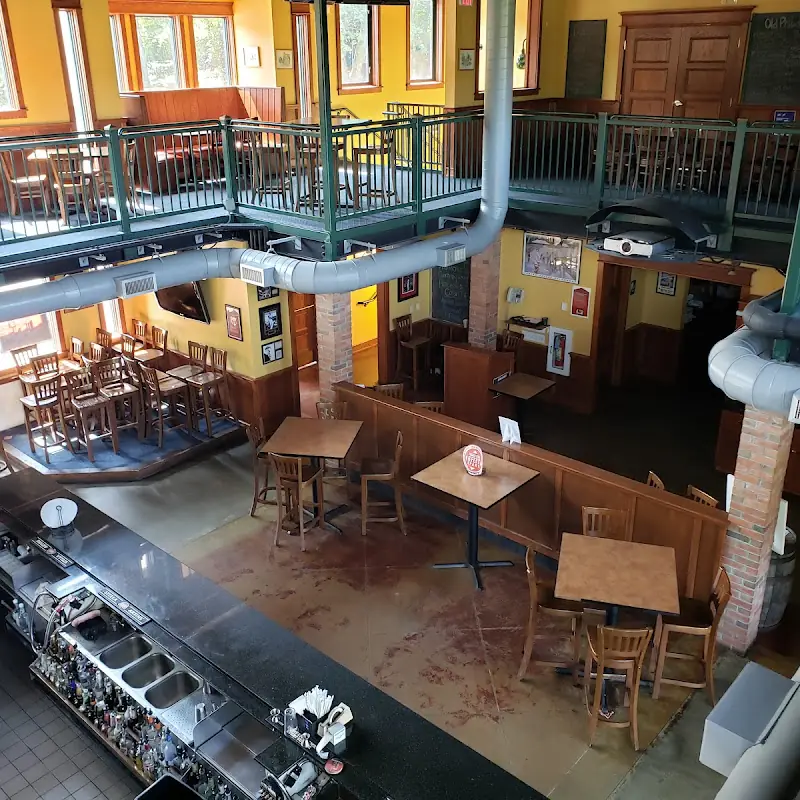 Pigeon Creek Saloon & Eatery