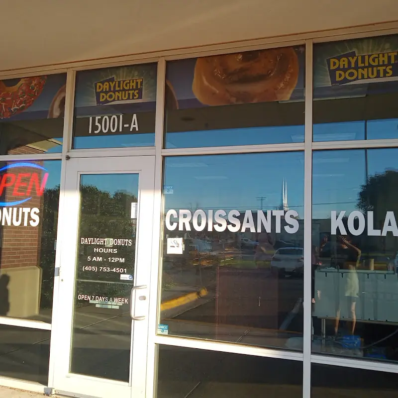 Daylight Donuts