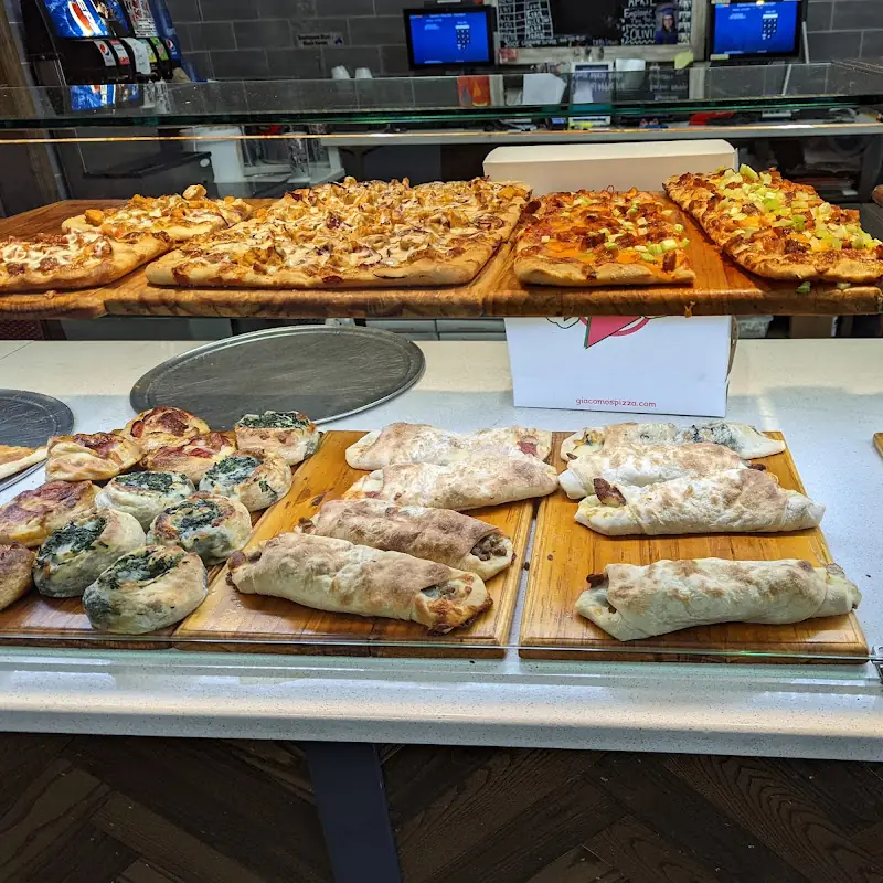 Giacomo's Pizza Cafe