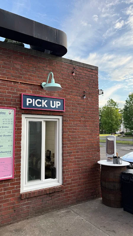 The Alley Scoop