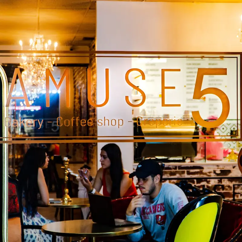 Amuse 5 Bakery