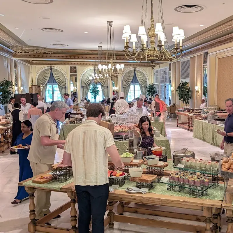Lake Terrace Dining Room
