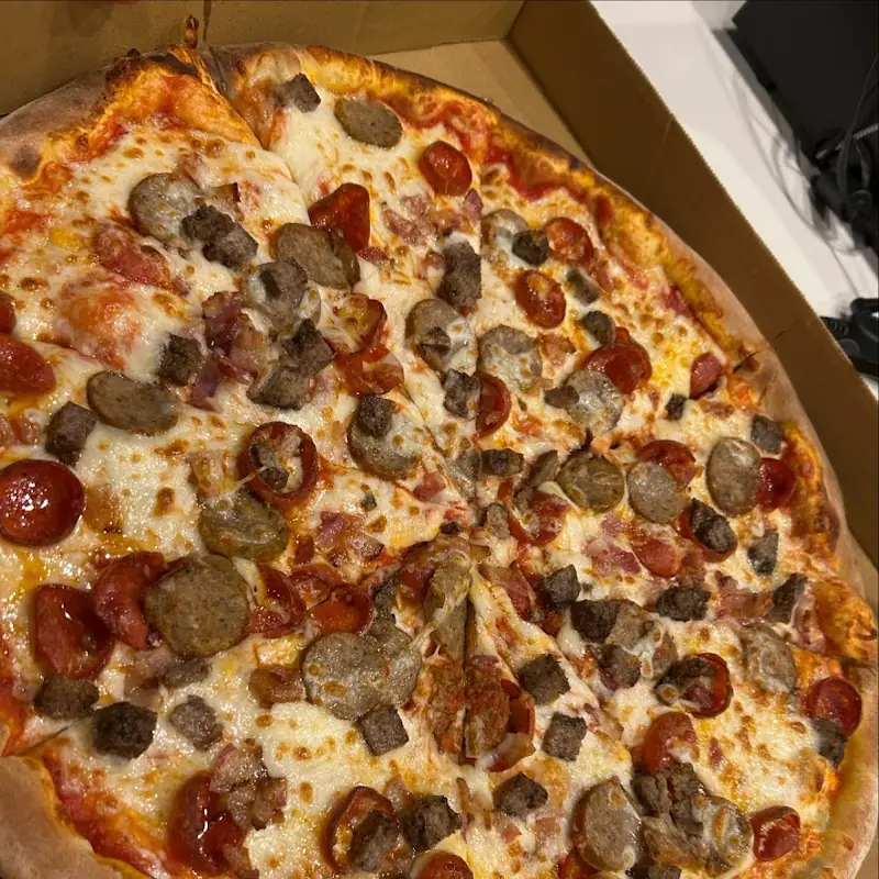 BBQ Chicken Pizza (16'')