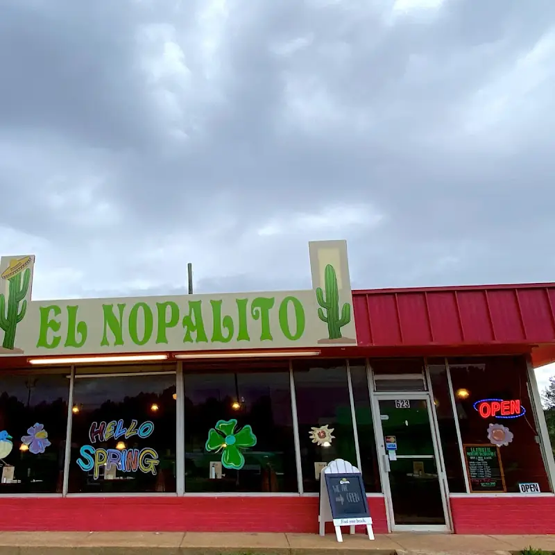 El Nopalito