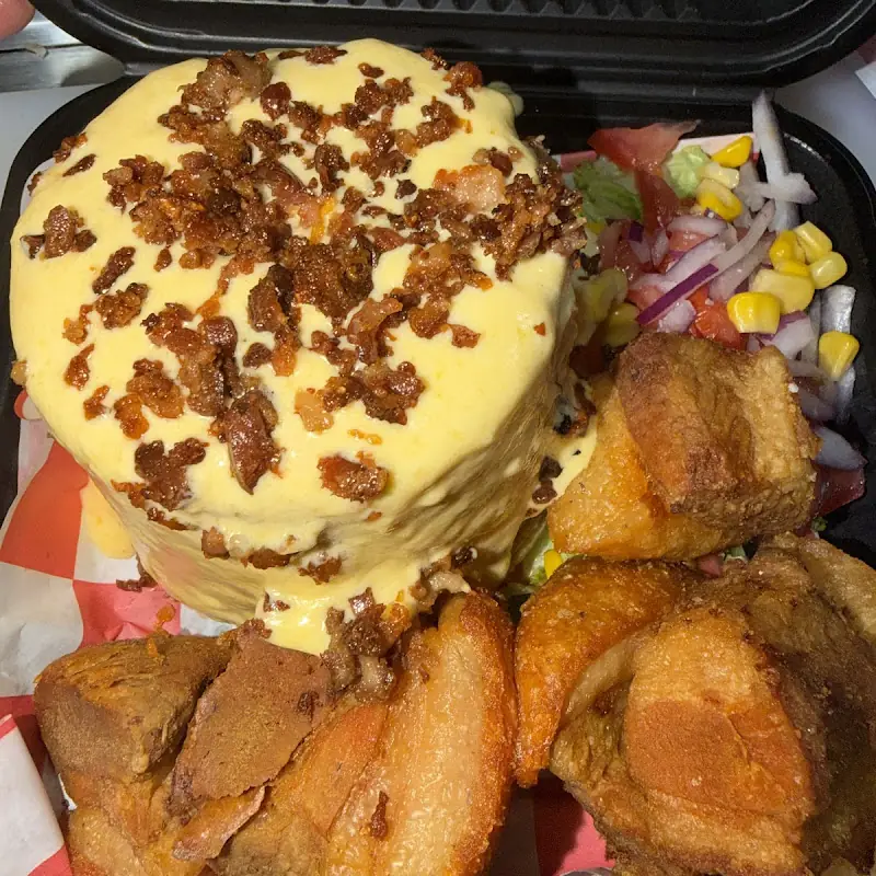 Juanito's and Fenix Deli