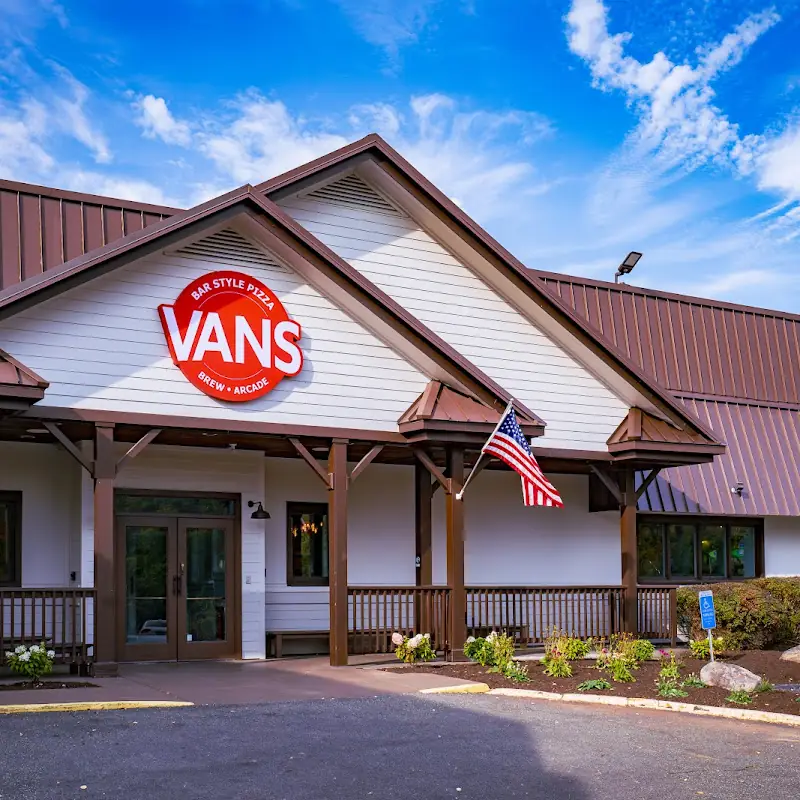 VANS Bar Style Pizza