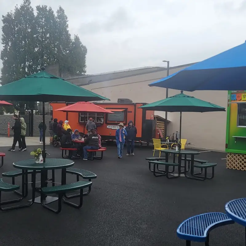 Weil Arcade Food Park