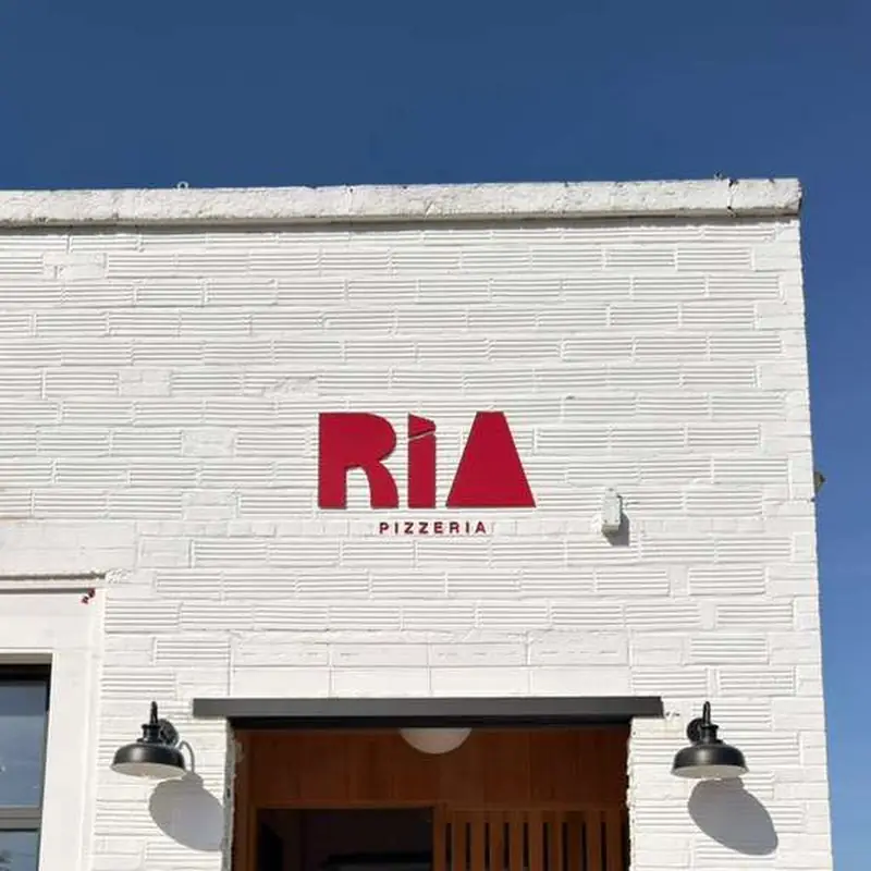 Ria Pizzeria