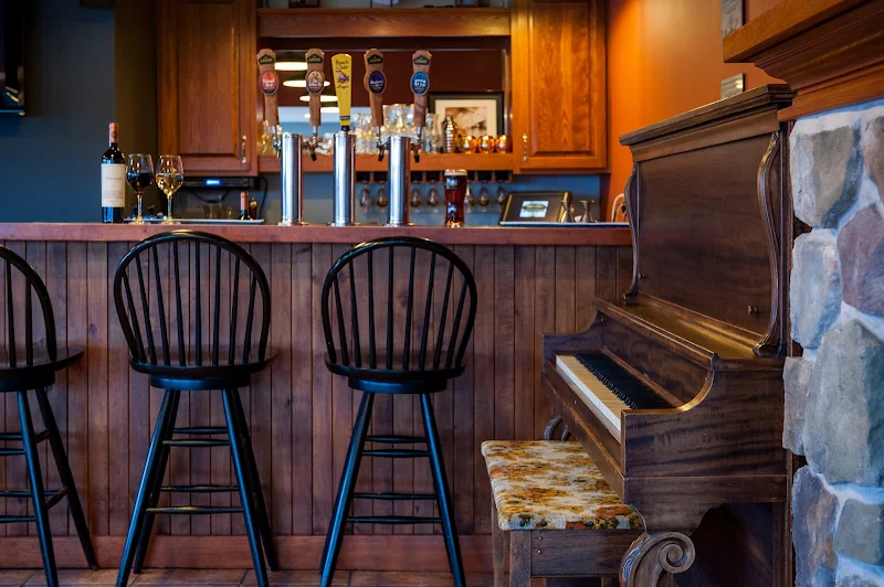 Clam Diggers Beach House & Restaurant
