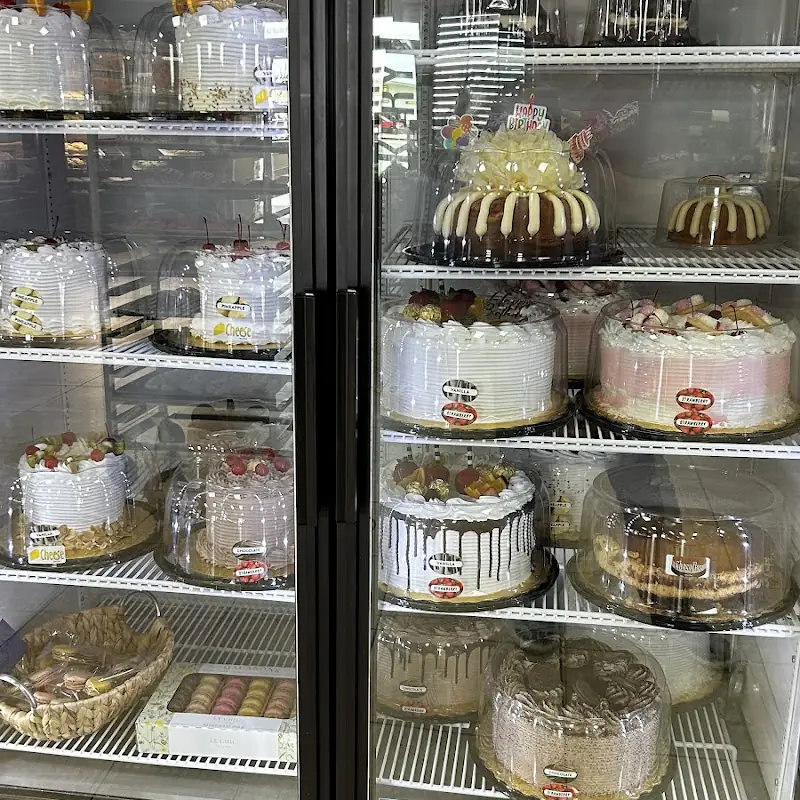 La Reynera Bakery Premium - Rio Grande City