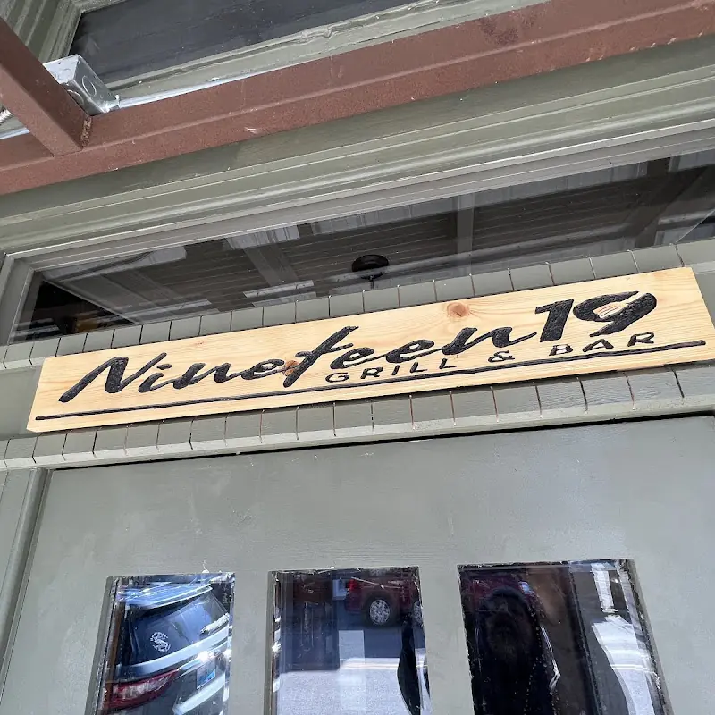 Nineteen19 Grill and Bar