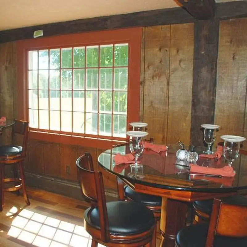 Tavern 27