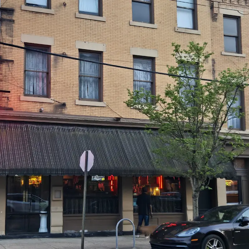 Max's Allegheny Tavern