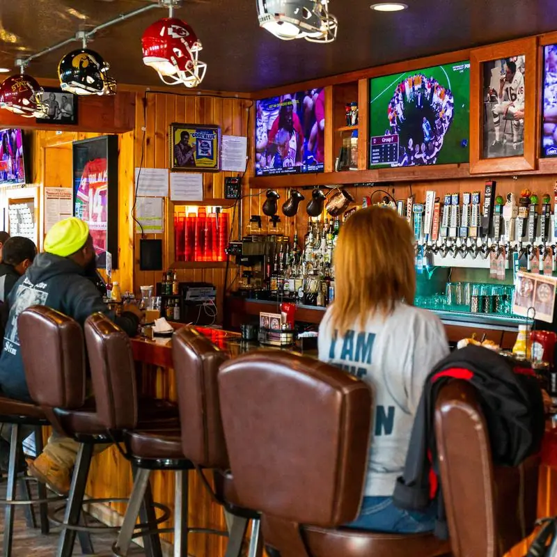 Truman's KC Pizza Tavern
