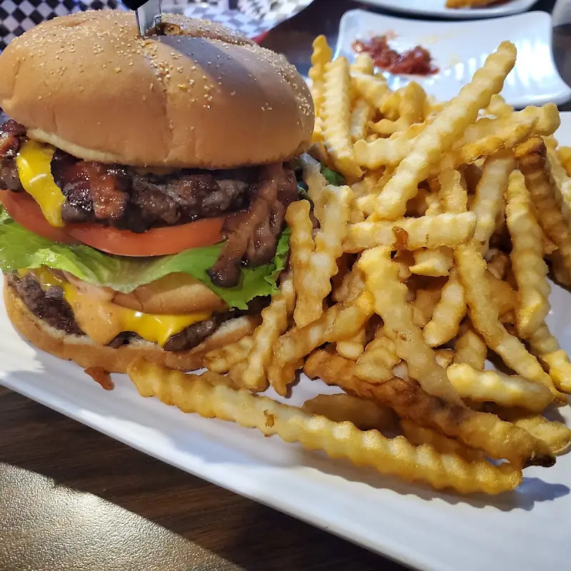 Little Dandy Bar & Grill