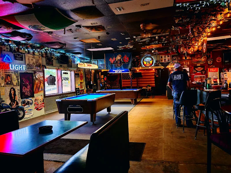 Knucklehead Red's Saloon