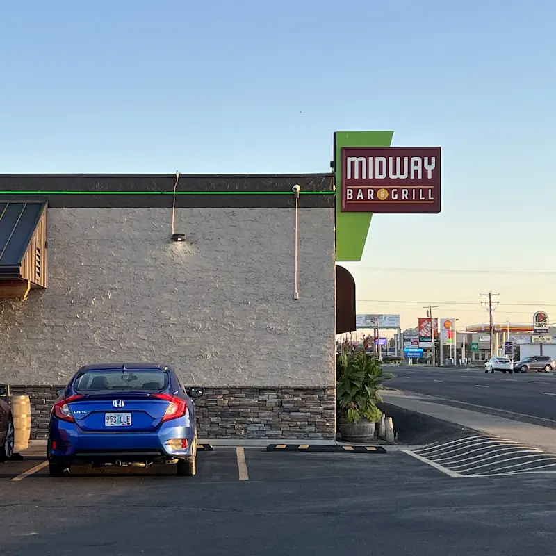Midway Bar & Grill