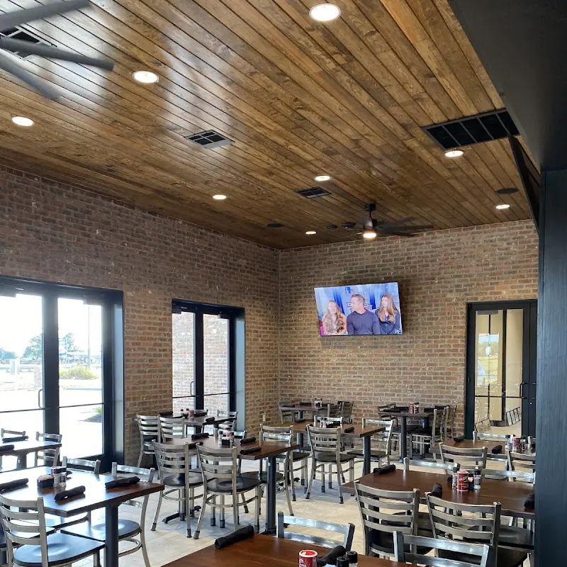Fezzo's Seafood, Steakhouse and Oyster Bar of Crowley