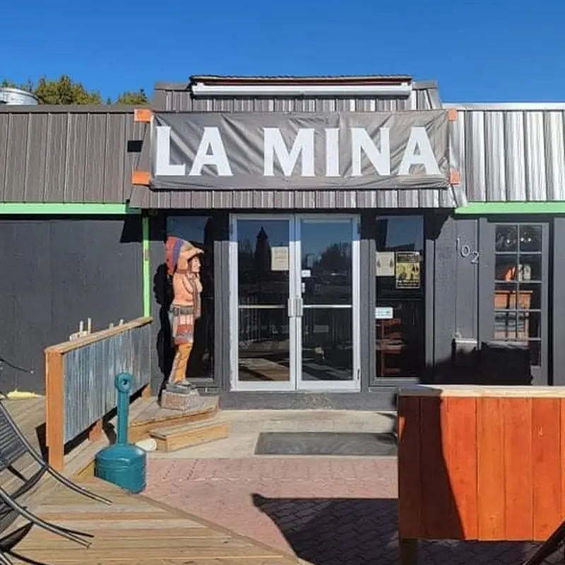 La Mina Tacos & Mariscos