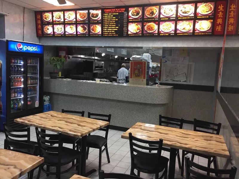 25. Hot and Sour Soup 酸辣湯