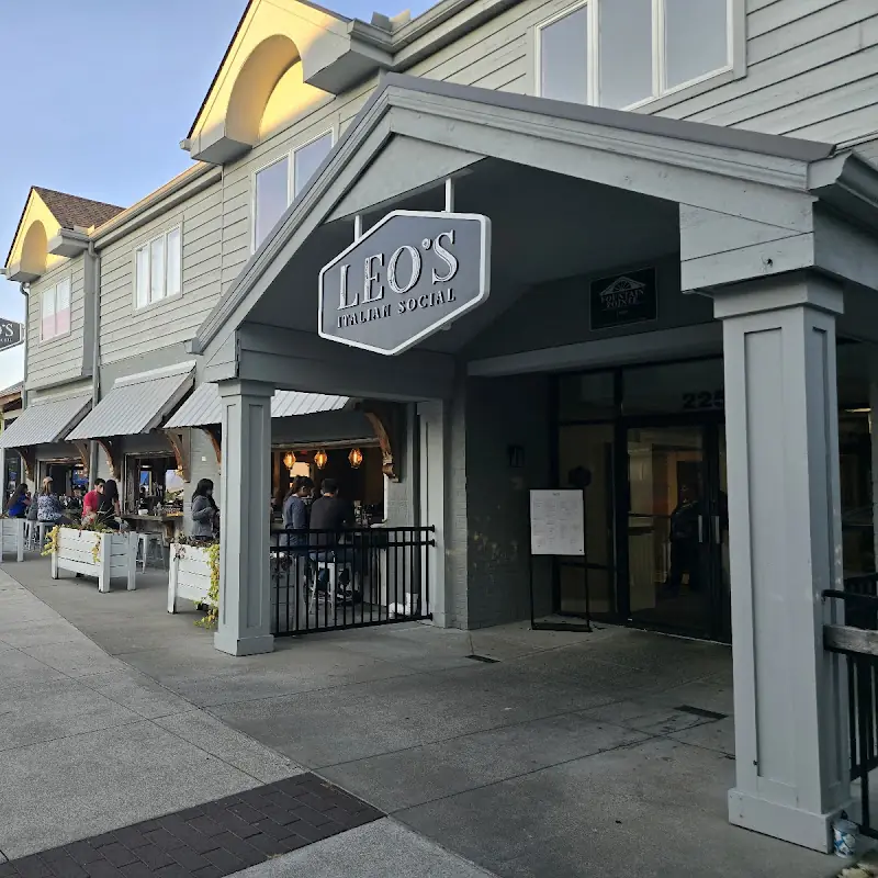 Leo's Italian Social