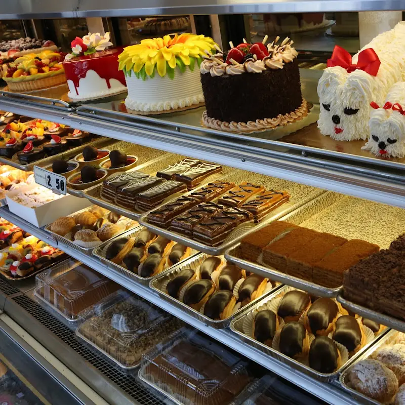 Venice Classic Pastry & Deli